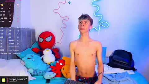 Snapshot of callum_77 chatting on 10-15-25, 08:14 CALLUM online show from 10-15-25, 08:14