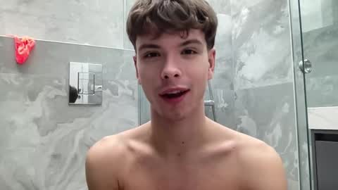 Snapshot of calvin_loves_you chatting on 12-20-24, 10:22 Hey I am Calvin  online show from 12-20-24, 10:22