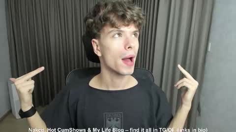 Hey I am Calvin  online show from 11-09-25, 02:15