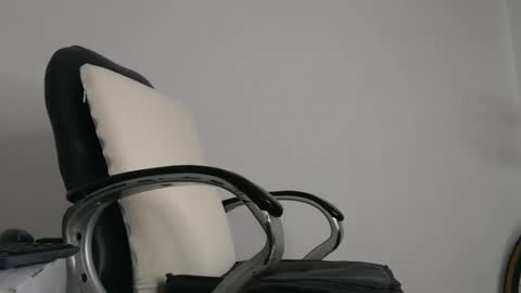 calvinhotlatino online show from 12-14-24, 11:23