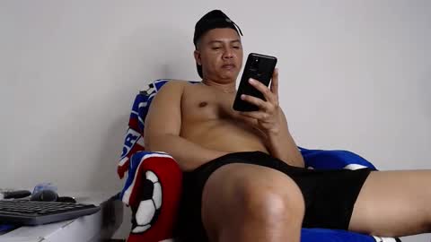 calvinhotlatino online show from 12-22-24, 10:25