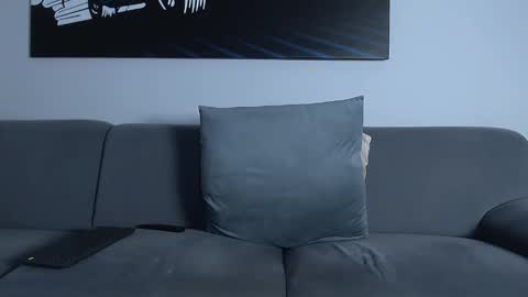 Calvin  online show from 02-03-25, 06:45