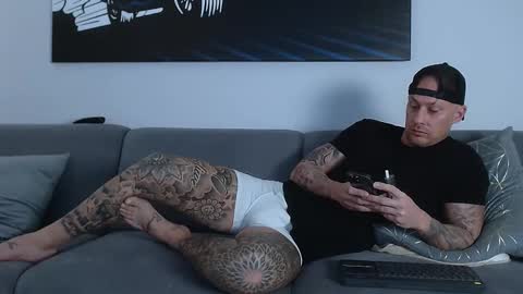 Calvin  online show from 03-04-25, 06:15