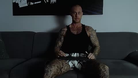 Calvin  online show from 10-21-25, 06:58