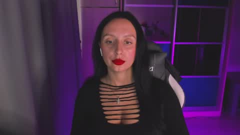 Snapshot of calypsownsu chatting on 06-24-26, 04:06 Christy online show from 06-24-26, 04:06