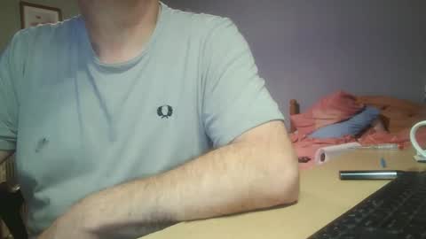 cambsuk online show from 11-14-25, 02:43