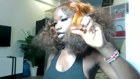 Princess online show from 11-02-25, 12:07