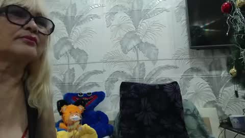 Snapshot of camdiva1 chatting on 03-10-25, 11:49 CamDiva1 online show from 03-10-25, 11:49