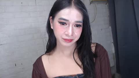 camela_star online show from 12-31-24, 10:48