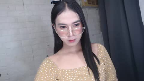 camela_star online show from 02-01-25, 10:34