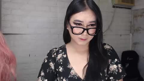 camela_star online show from 10-13-25, 06:41