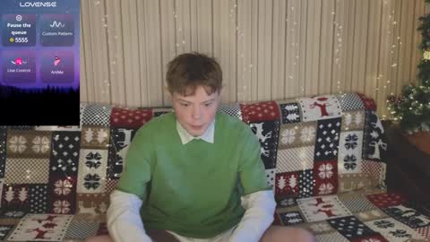 Snapshot of cameron_crowly chatting on 12-20-24, 06:19 Cameron online show from 12-20-24, 06:19