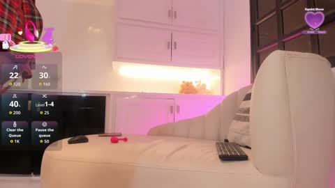 Snapshot of cameron_cutee chatting on 09-23-25, 11:35 Cameron Cutee online show from 09-23-25, 11:35
