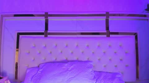 Snapshot of cameron_hearts chatting on 01-14-26, 12:11 cameron_hearts online show from 01-14-26, 12:11