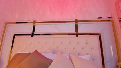 Snapshot of cameron_hearts chatting on 02-18-26, 12:23 cameron_hearts online show from 02-18-26, 12:23