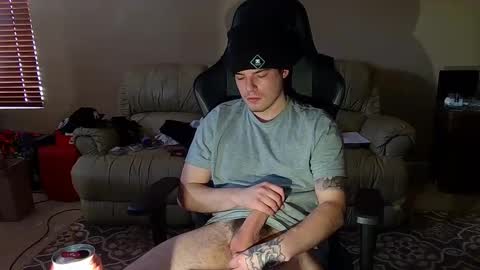 Snapshot of camerondt chatting on 02-12-25, 09:43 camerondt online show from 02-12-25, 09:43