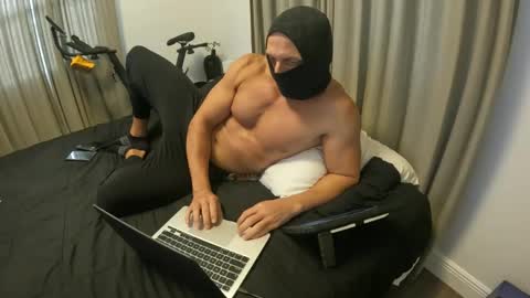 Snapshot of camfit51 chatting on 03-05-25, 10:54 CamFit51 online show from 03-05-25, 10:54