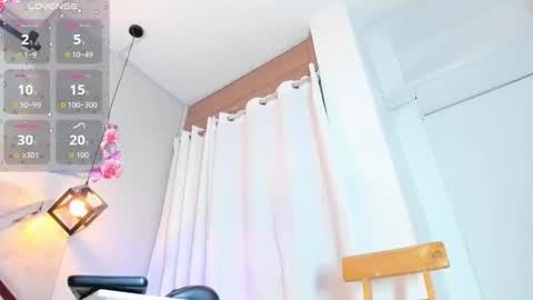 cami_rouxx online show from 10-21-25, 02:07