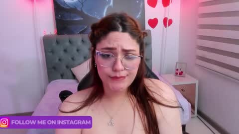 Camila Osorio online show from 03-06-25, 06:41