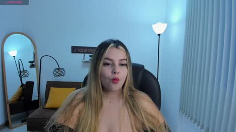 Camila online show from 01-11-25, 11:13