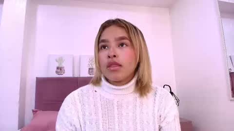 CamiilaGlow online show from 09-24-25, 05:38