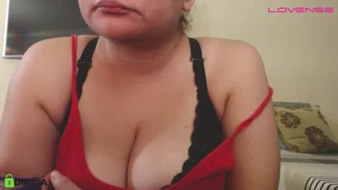 Camila  online show from 10-21-25, 02:40