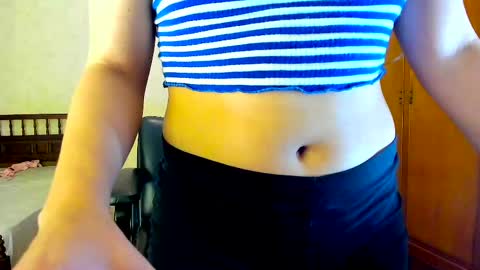 Snapshot of camila_berk chatting on 02-13-25, 04:22 Cami online show from 02-13-25, 04:22