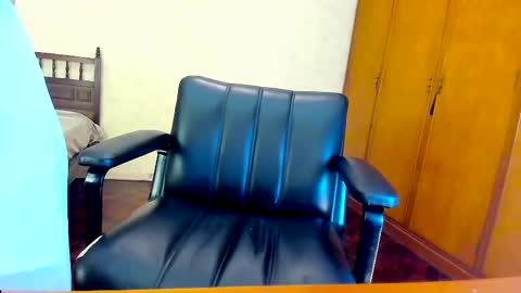 Snapshot of camila_berk chatting on 02-16-25, 09:15 Cami online show from 02-16-25, 09:15