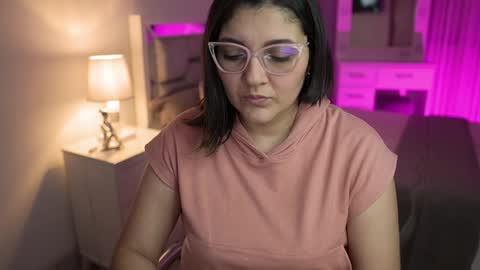 Camila buitrago online show from 12-19-24, 02:23