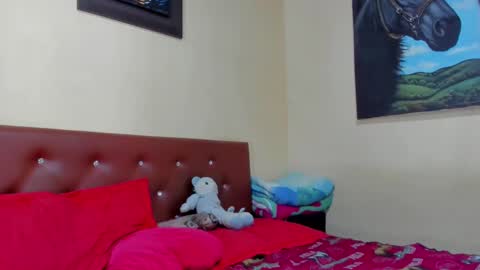 camila_collins7 online show from 11-02-25, 05:26