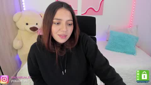 Snapshot of camila_ec2 chatting on 03-05-25, 11:49 C A M I online show from 03-05-25, 11:49