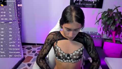 Snapshot of camila_harperr chatting on 10-22-25, 04:18 C A M I L A online show from 10-22-25, 04:18