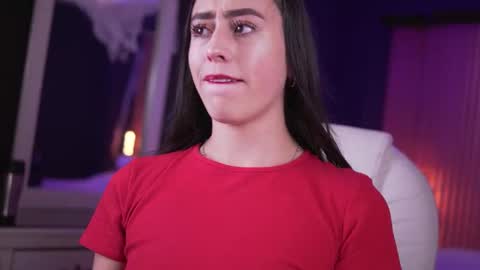 camila_martinez9 online show from 11-06-25, 11:33