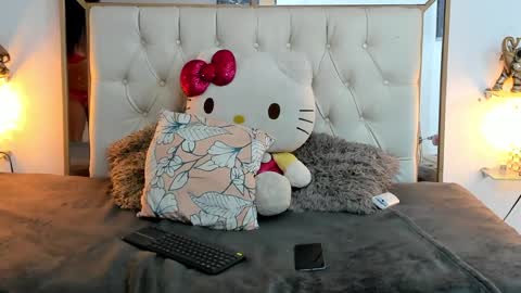 Snapshot of camila_sex_latina chatting on 12-27-24, 05:31 camila_sex_latina online show from 12-27-24, 05:31