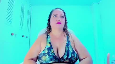 Snapshot of camilaa_foxxx chatting on 01-07-25, 03:54 camilaa foxxx online show from 01-07-25, 03:54