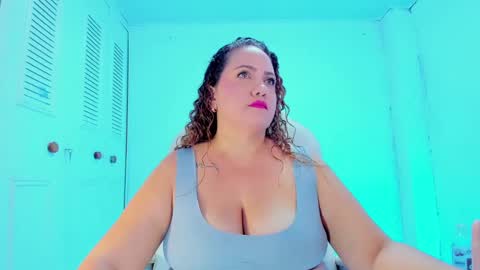 Snapshot of camilaa_foxxx chatting on 01-09-25, 07:18 camilaa foxxx online show from 01-09-25, 07:18