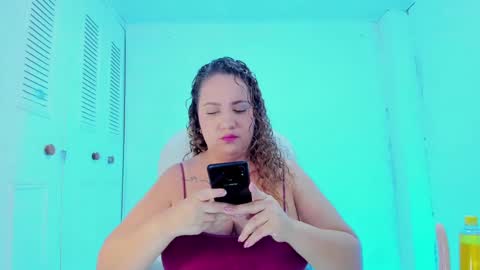 Snapshot of camilaa_foxxx chatting on 01-12-25, 08:57 camilaa foxxx online show from 01-12-25, 08:57