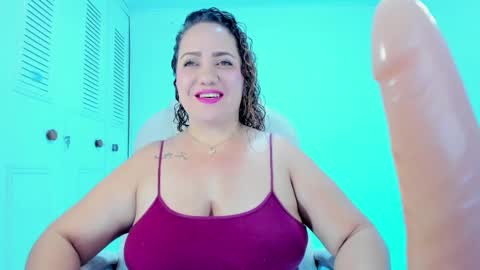 Snapshot of camilaa_foxxx chatting on 03-04-25, 08:16 camilaa foxxx online show from 03-04-25, 08:16