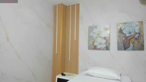 Camila  online show from 12-09-24, 12:30