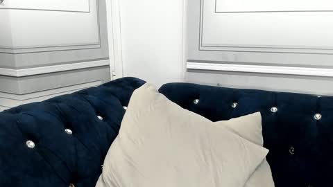 Camila  online show from 12-19-24, 09:29