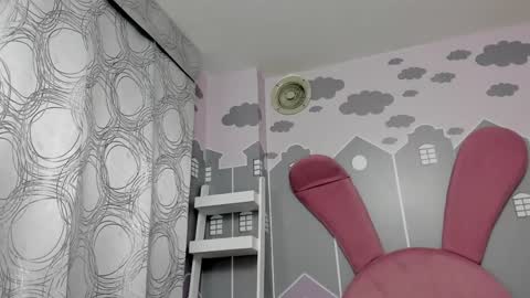 Camila  online show from 01-22-25, 01:20