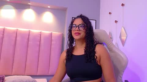 Camila online show from 12-01-25, 12:21