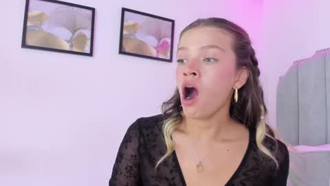 Camila Monroee  online show from 03-12-25, 05:17