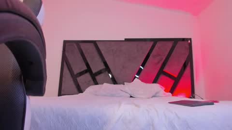 camila preston online show from 02-11-26, 07:35