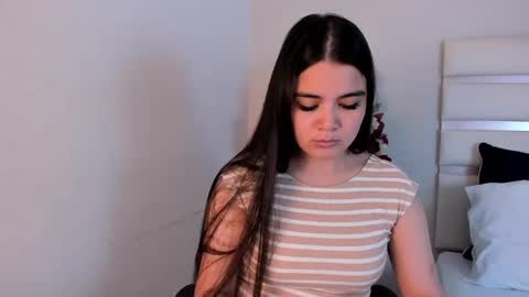 Camila online show from 01-16-25, 08:14