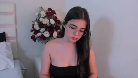 Camila online show from 01-28-25, 02:43