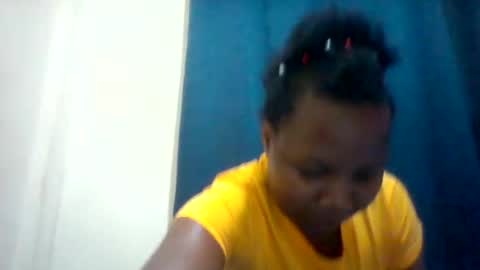 Snapshot of camillah_sweet chatting on 01-31-26, 07:23 camillah_sweet online show from 01-31-26, 07:23