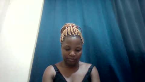 Snapshot of camillah_sweet chatting on 02-04-26, 06:36 camillah_sweet online show from 02-04-26, 06:36