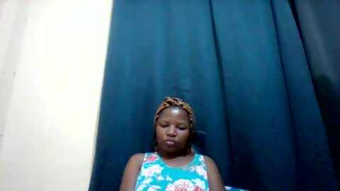 Snapshot of camillah_sweet chatting on 02-19-26, 03:13 camillah_sweet online show from 02-19-26, 03:13