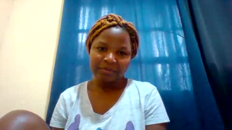 Snapshot of camillah_sweet chatting on 02-23-26, 08:55 camillah_sweet online show from 02-23-26, 08:55